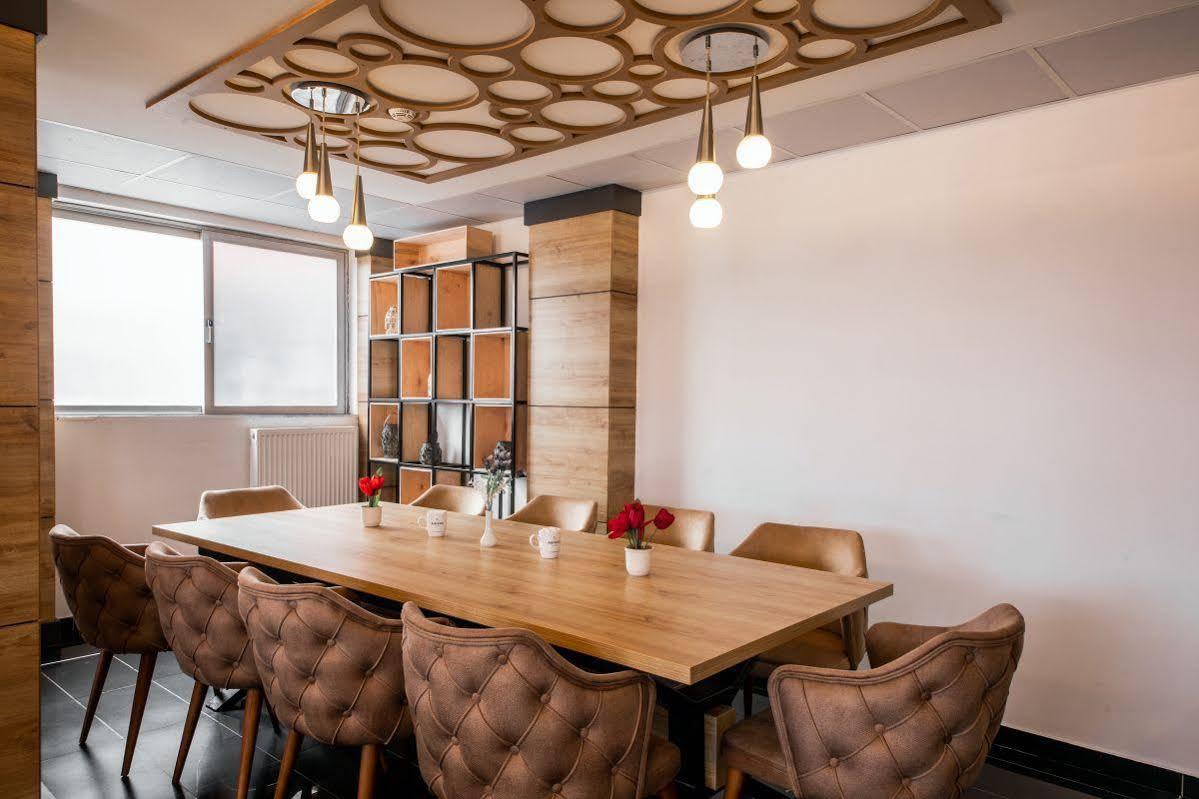 Adresin Hotel Edirne Esterno foto