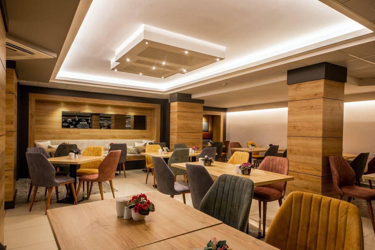 Adresin Hotel Edirne Esterno foto