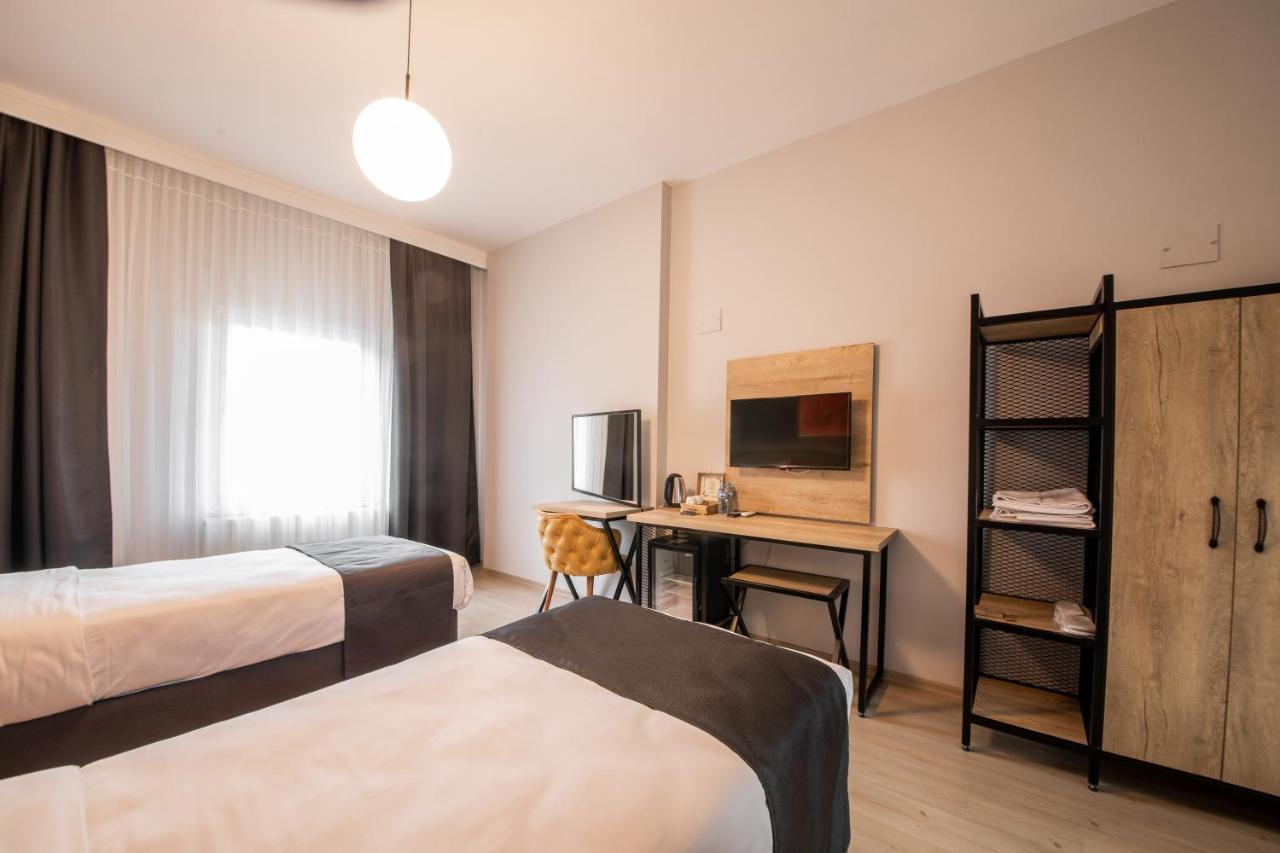 Adresin Hotel Edirne Esterno foto