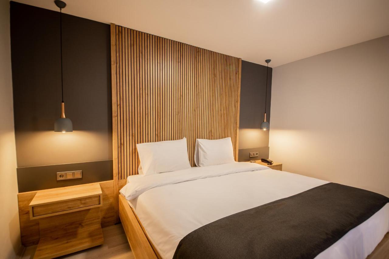 Adresin Hotel Edirne Esterno foto