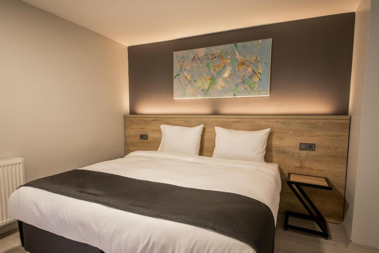 Adresin Hotel Edirne Esterno foto