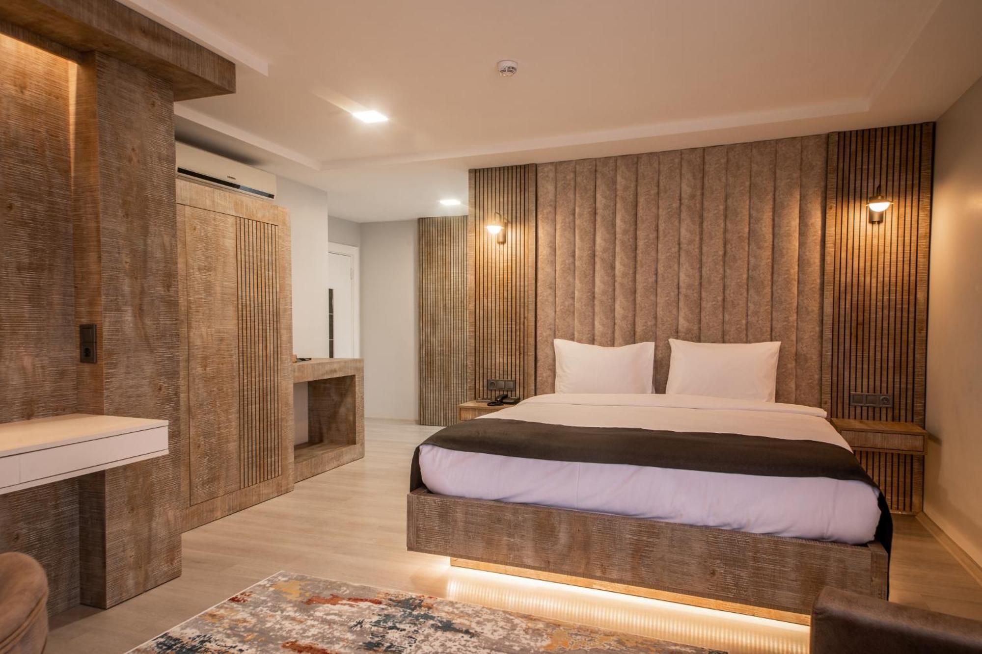 Adresin Hotel Edirne Esterno foto