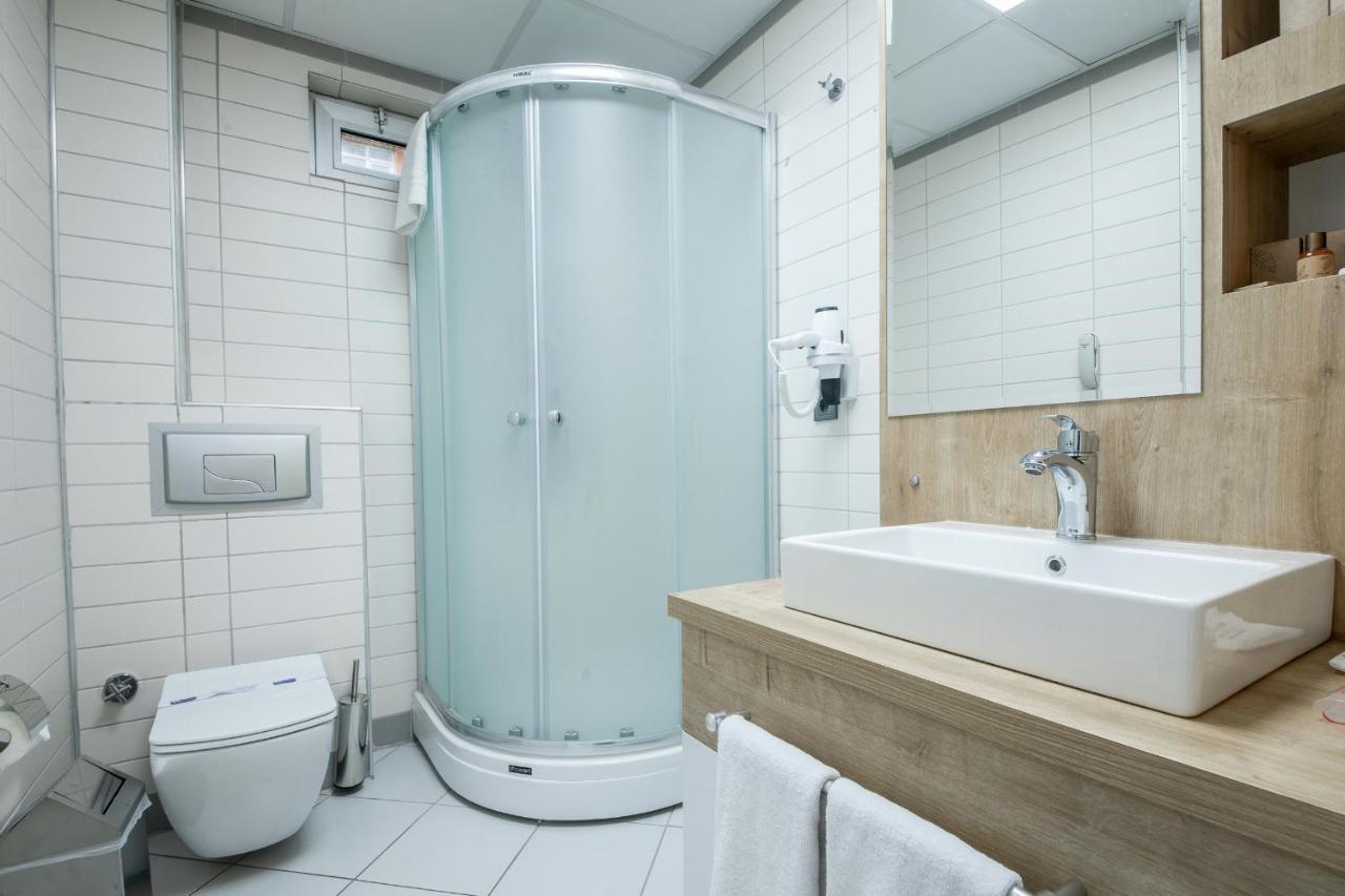 Adresin Hotel Edirne Esterno foto