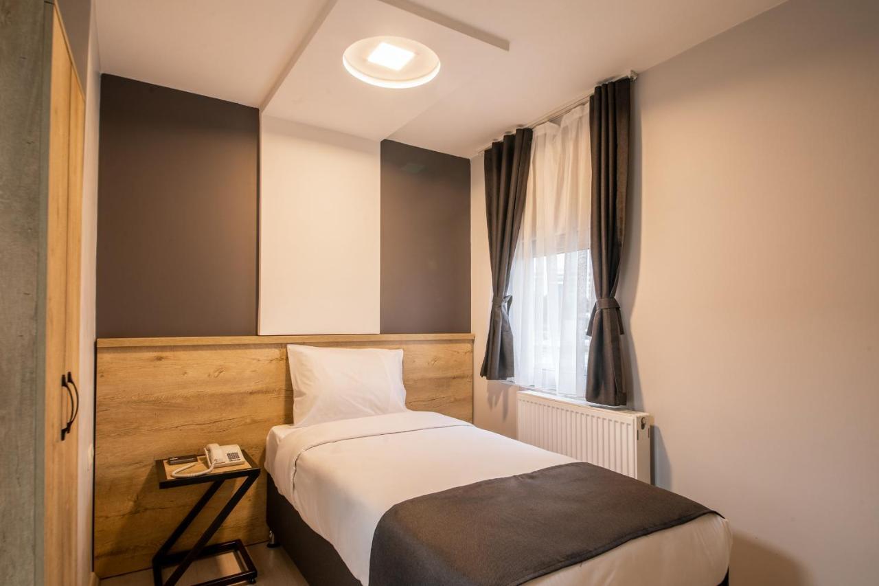 Adresin Hotel Edirne Esterno foto